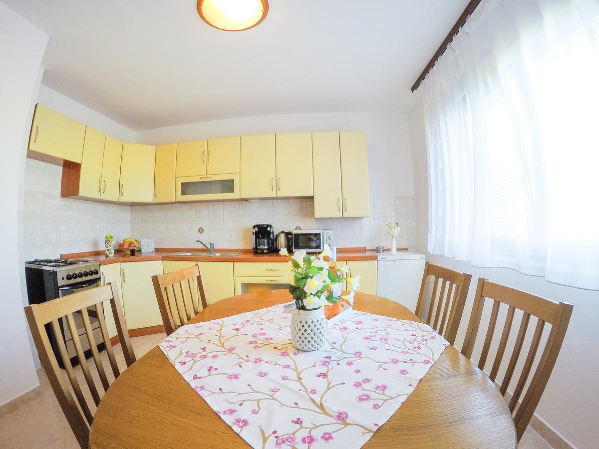 Apartment Ante Слунь Екстер'єр фото